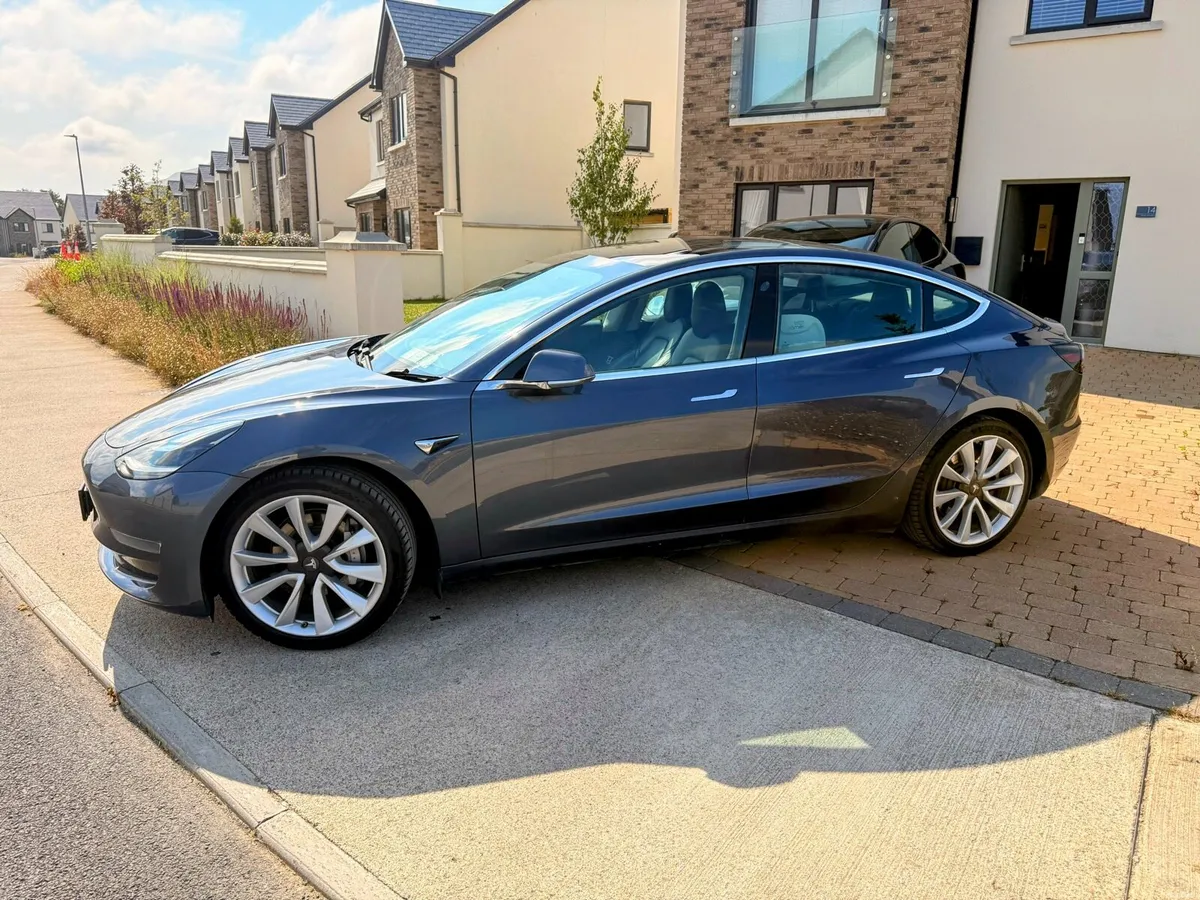 Tesla Model 3 LR AWD - Image 4
