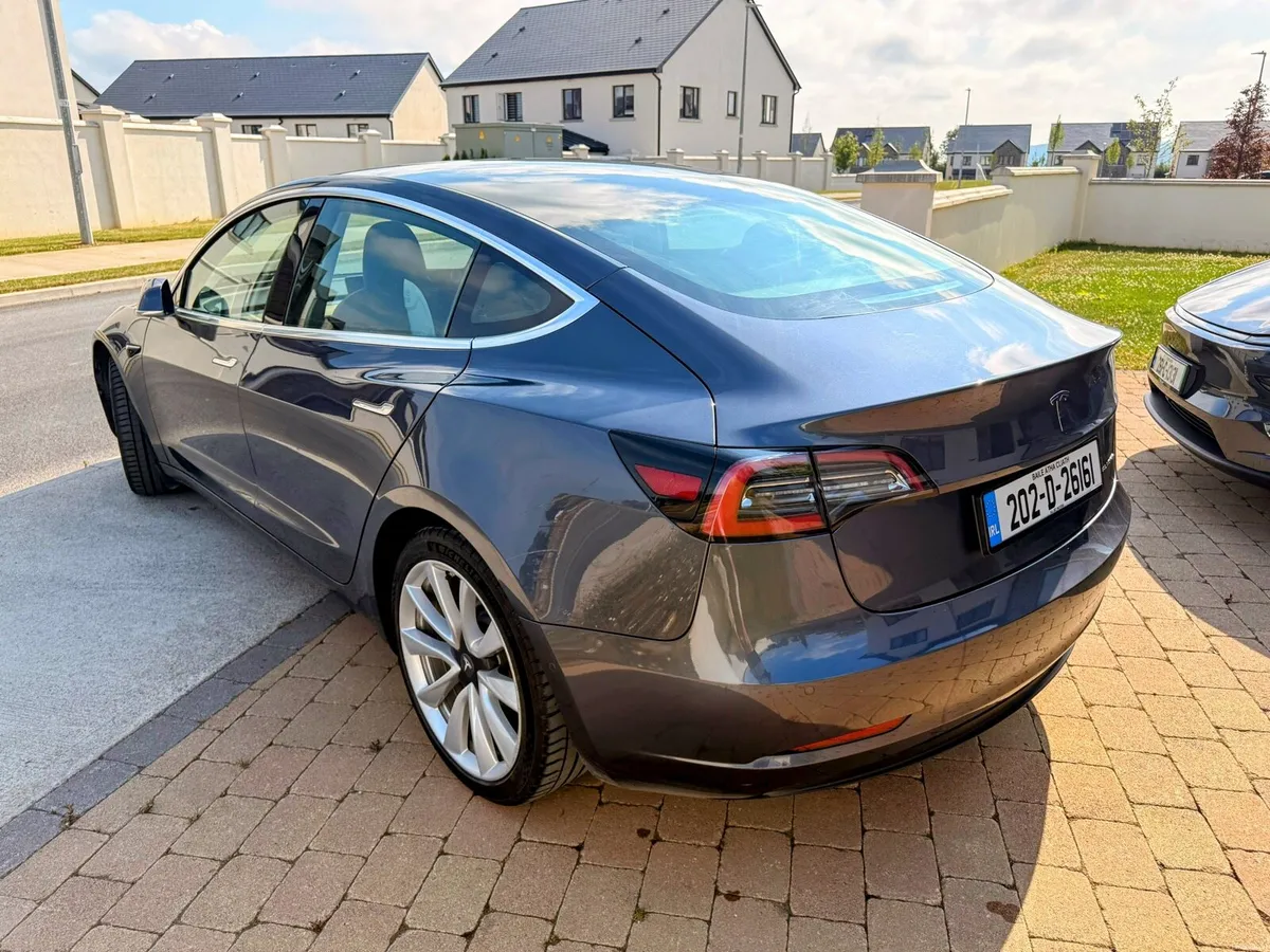 Tesla Model 3 LR AWD - Image 6