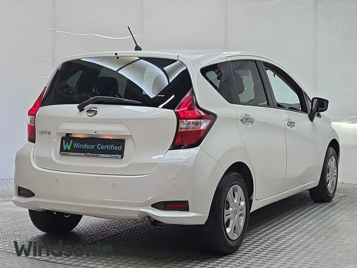 Nissan Note 1.2 AUTO 5 DR - Image 3