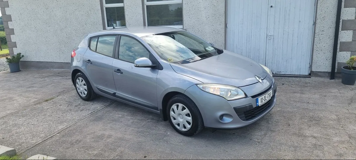 10 Renault Megane 1.5DCi NCT May 27 - Image 3