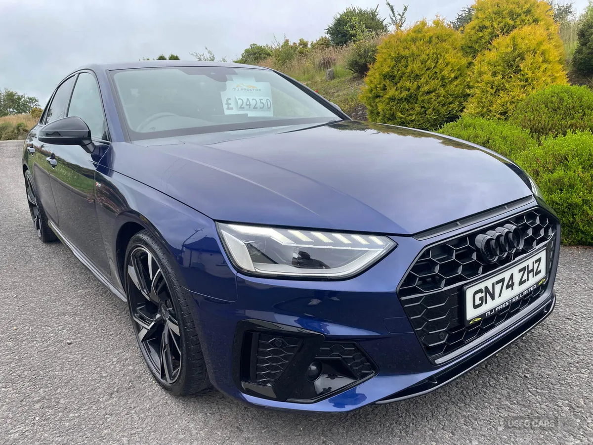 Audi A4 SALOON - Image 4