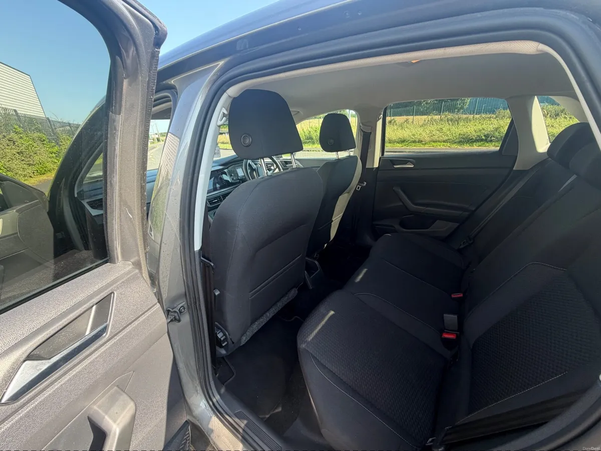Volkswagen Polo 2021 - Image 4