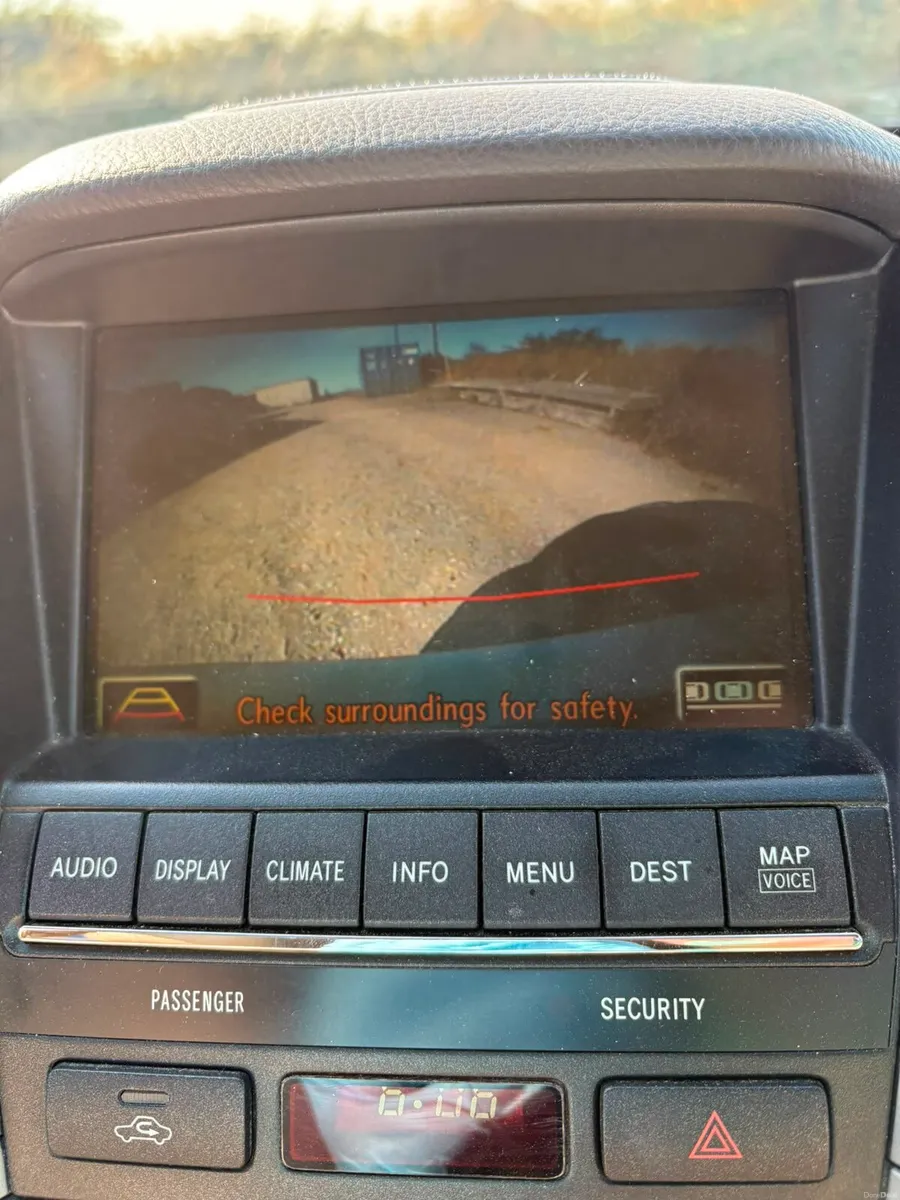 Lexus hybrid - Image 6