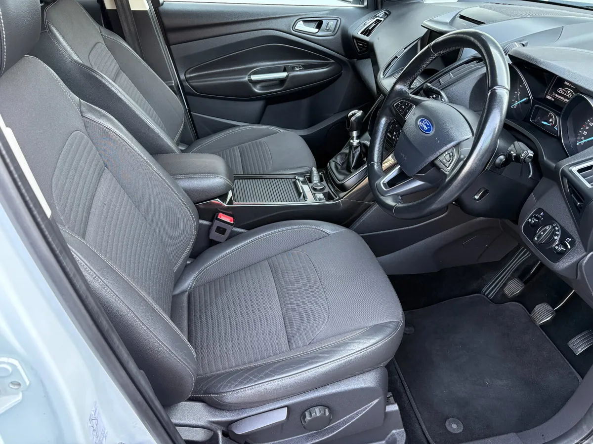 172 Ford Kuga Titanium 1.5 TDCI - Image 5
