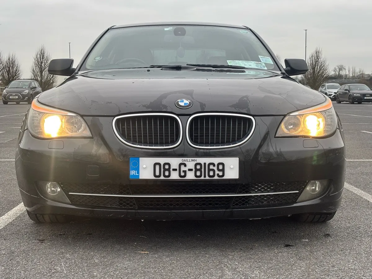 BMW 5-Series 2008 - Image 1