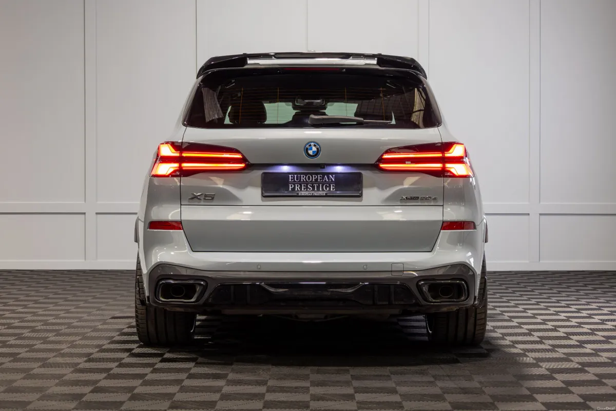 232 BMW X5 X-Drive 50e M-Sport - Image 5