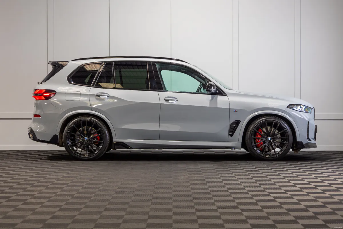 232 BMW X5 X-Drive 50e M-Sport - Image 6