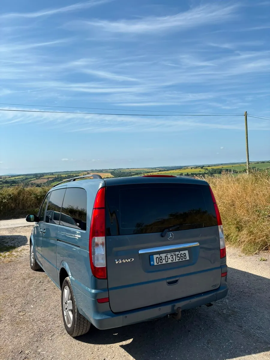 Mercedes Benz viano - Image 4