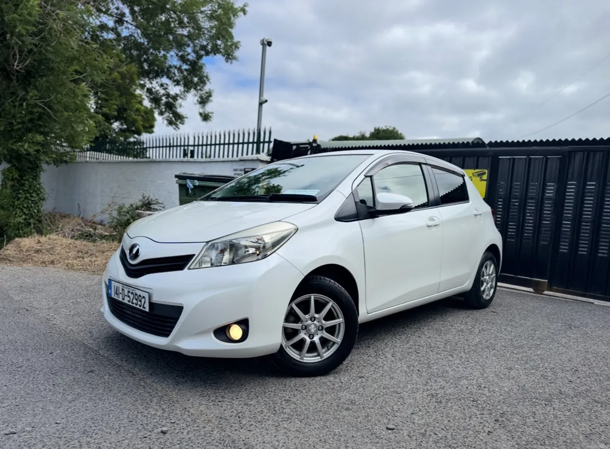 2014 TOYOTA VITZ. NEW NCT. AUTO 1.3L - SPOTLESS - Image 3