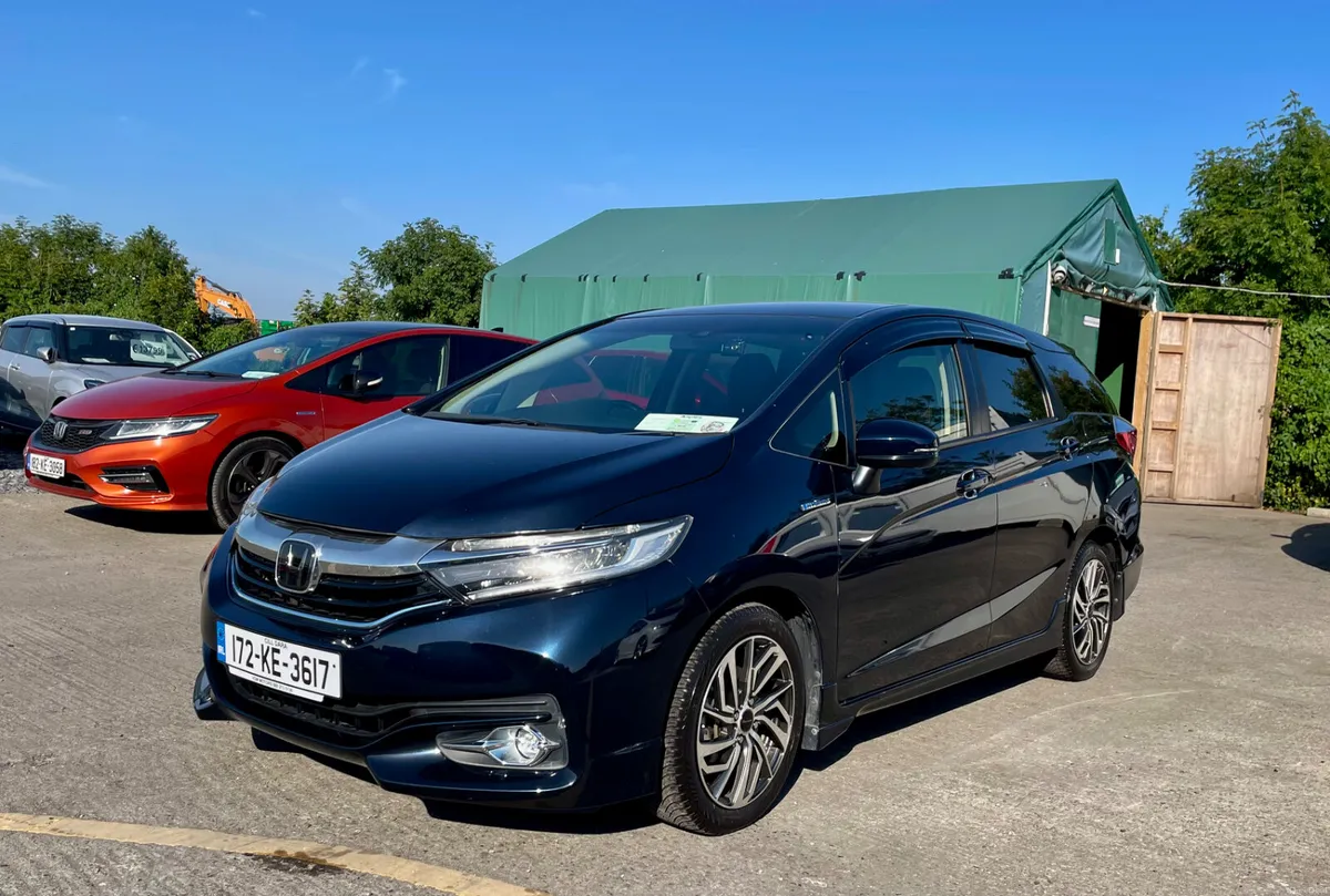 HONDA SHUTTLE 2017 (1.5, HYBRID) - Image 3