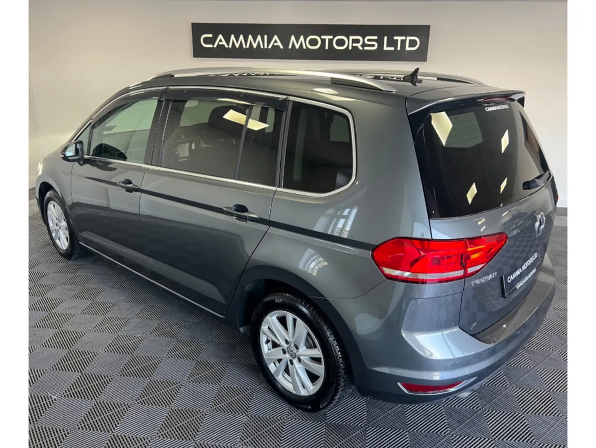 Volkswagen Touran *VOLKSWAGEN TOURAN* *DSG AUTO* * - Image 3