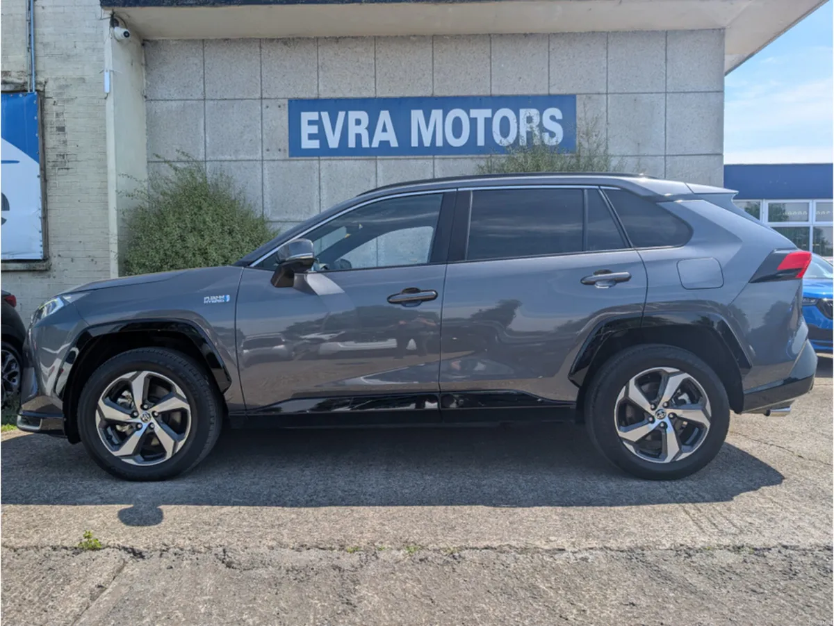 Toyota RAV4 G HYBRID Z PACKAGE 4WD AUTOMATIC 2.5 P - Image 4