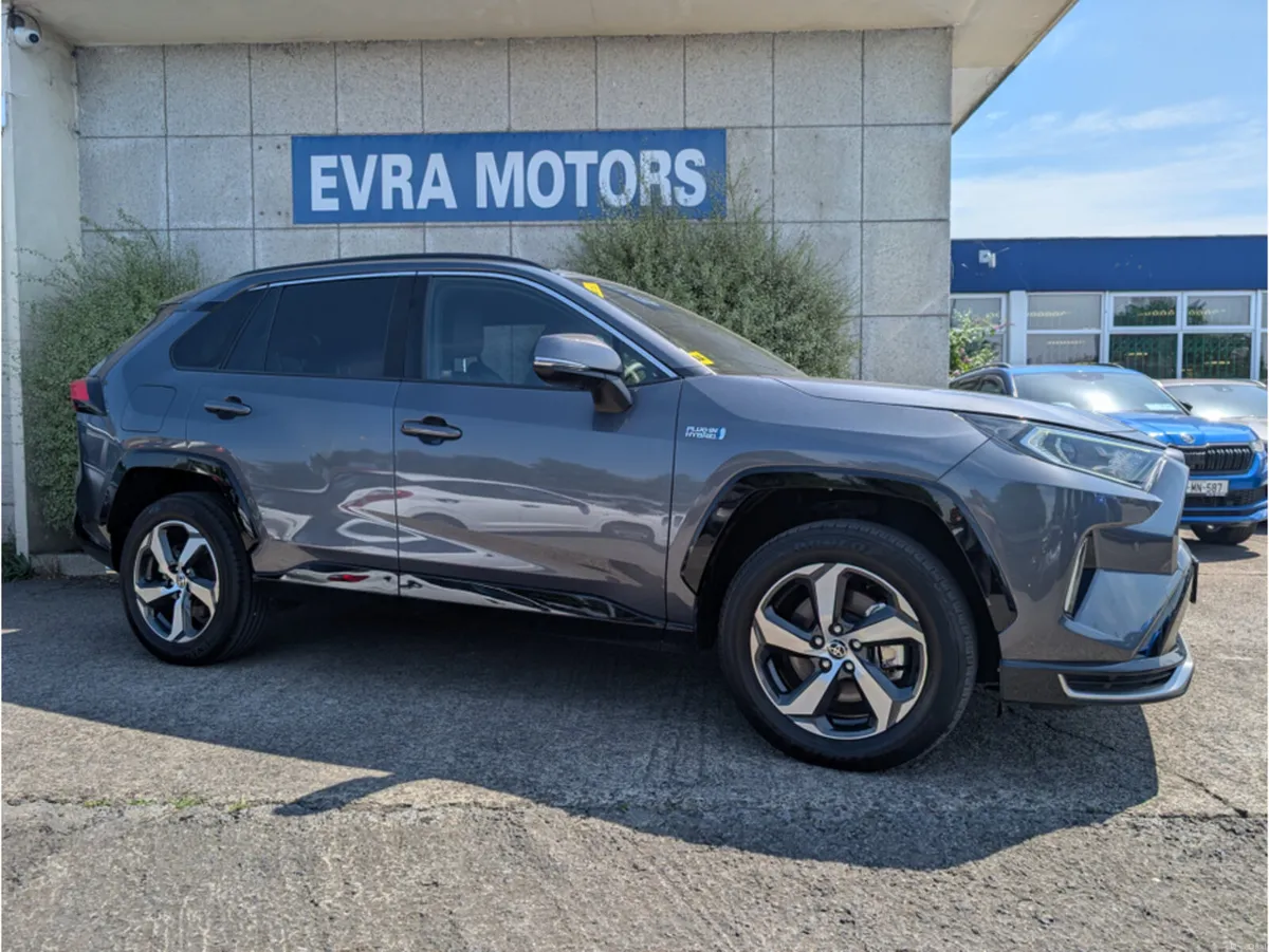 Toyota RAV4 G HYBRID Z PACKAGE 4WD AUTOMATIC 2.5 P - Image 3