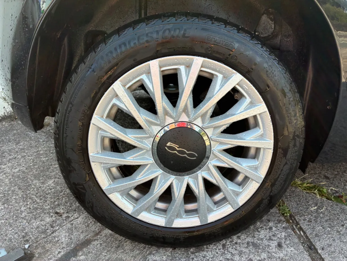 Fiat 500 1.0 MHEV DOLCEVITA 3DR - Image 3
