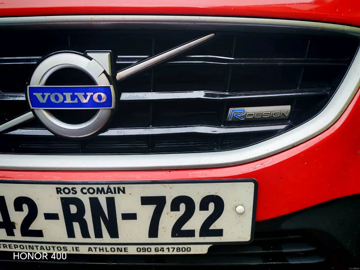 Volvo v40 r design - Image 6