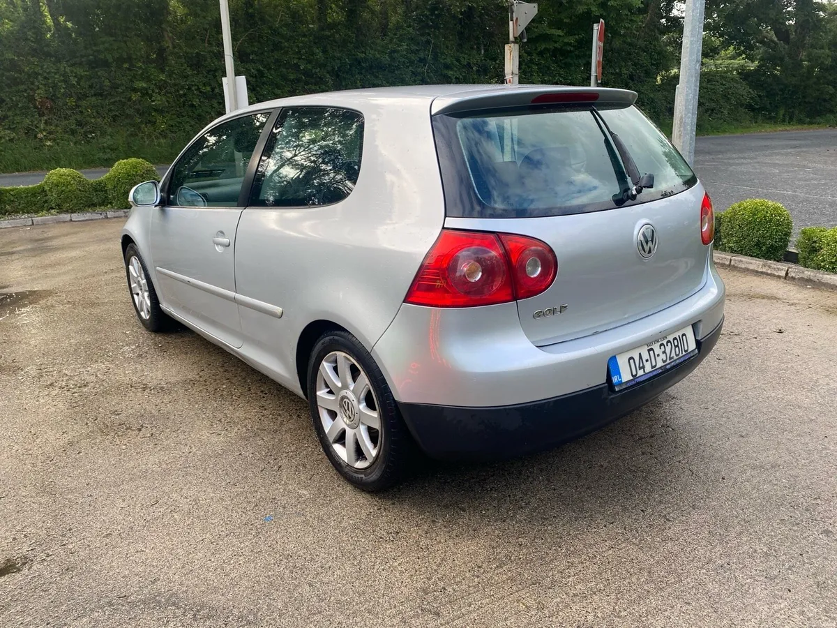 04 VW Golf - Image 2