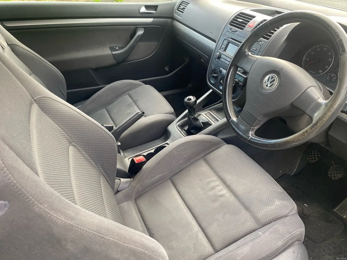 04 VW Golf - Image 5