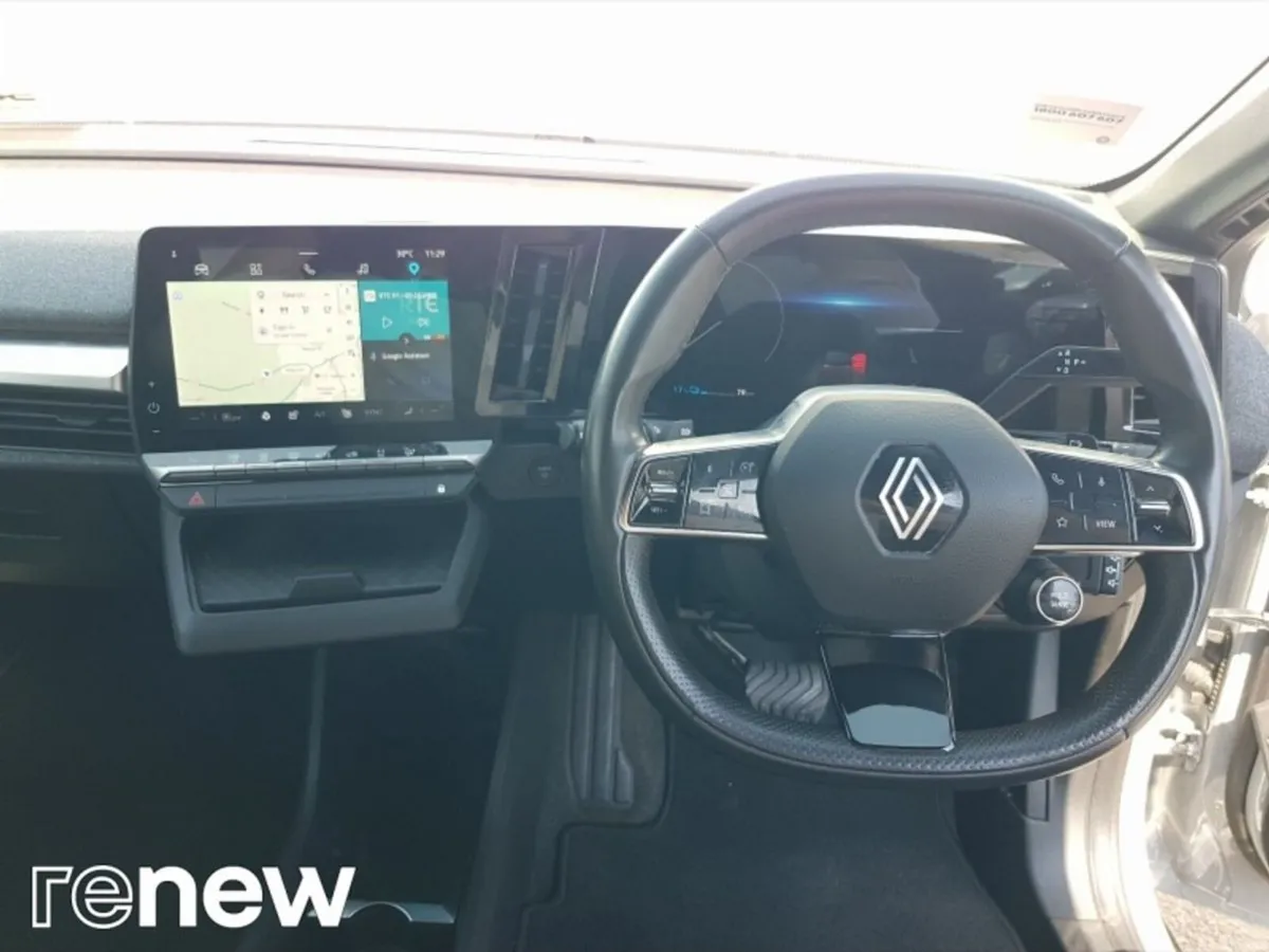 Renault Megane E-Tech TECHNO 60KW - Image 2