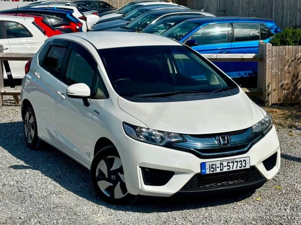 Honda Fit Daa-gp5 Hybrid 5DR Auto - Image 2