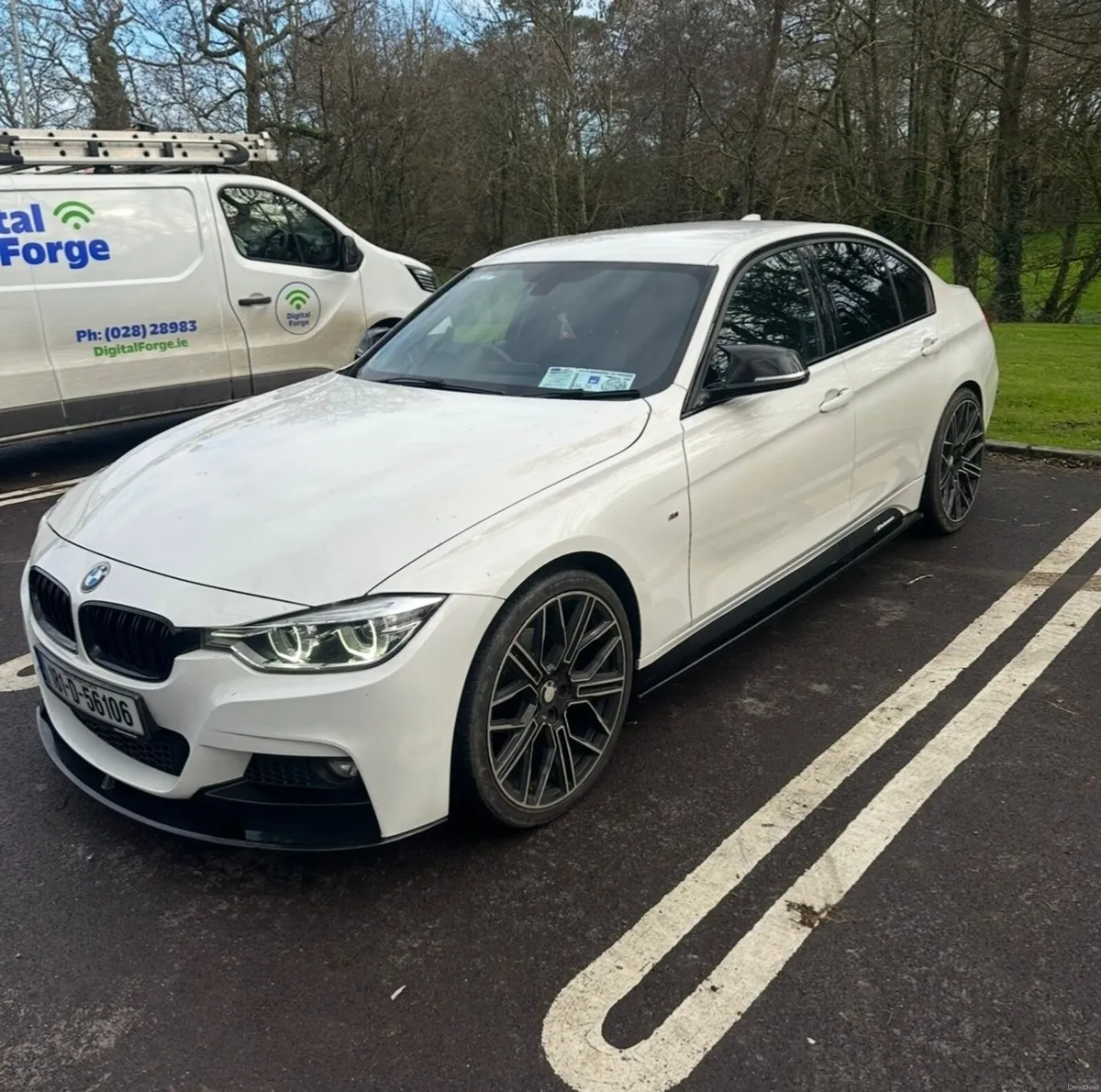 BMW 3-Series 2018 - Image 2