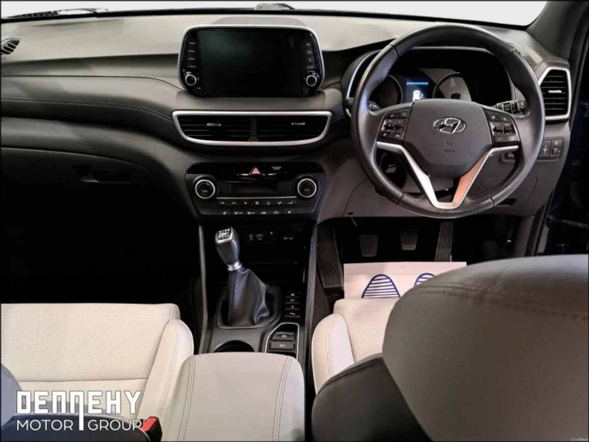 Hyundai Tucson 2WD Executive Plus - Image 2