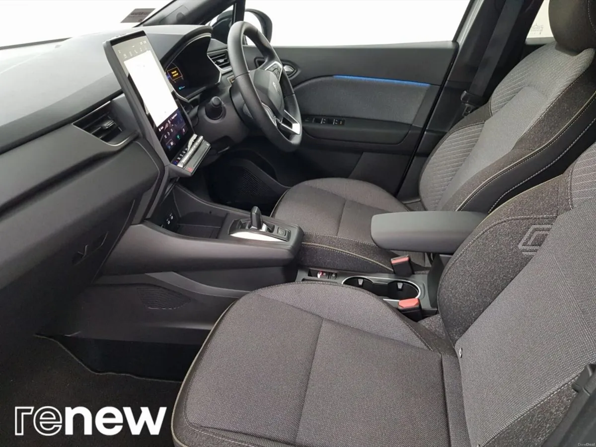 Renault Captur techno full hybrid E-Tech 160 Auto - Image 5