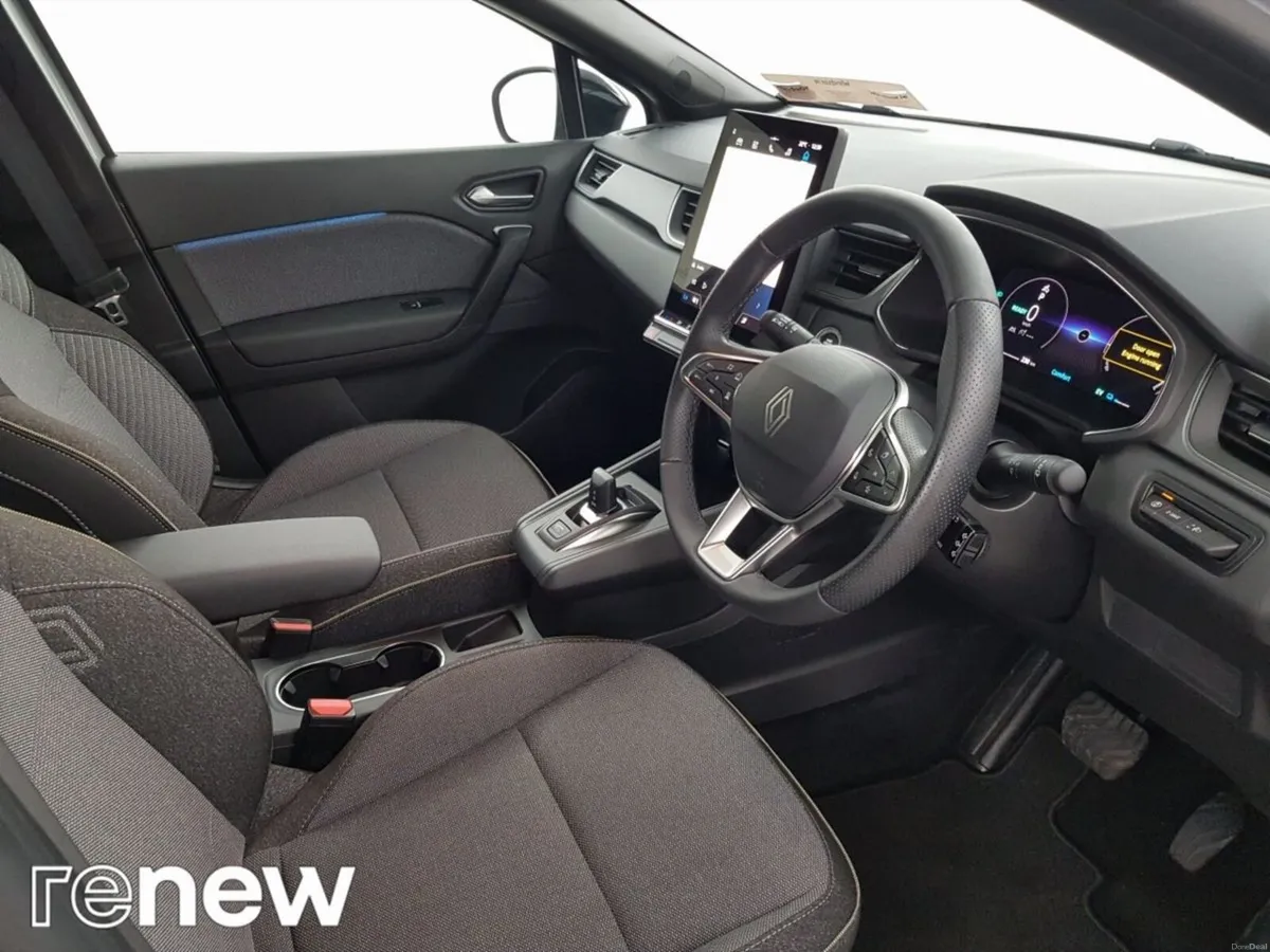 Renault Captur techno full hybrid E-Tech 160 Auto - Image 6