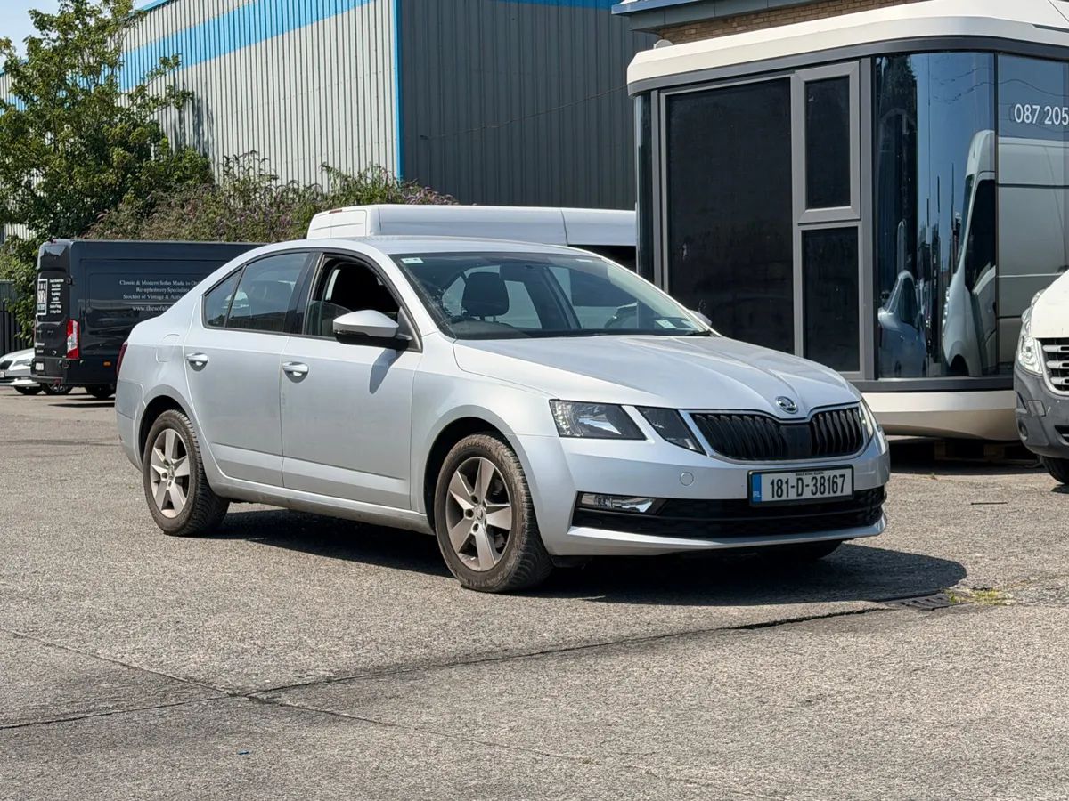 Skoda Octavia 1.6 TDI Ambition - Image 1