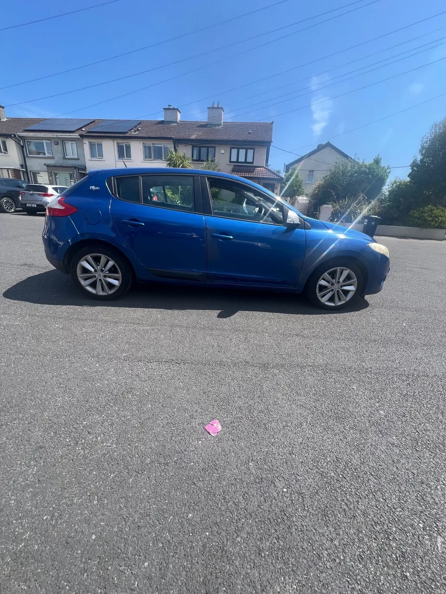 Renault Megane 2010 nct and taxed - Image 1