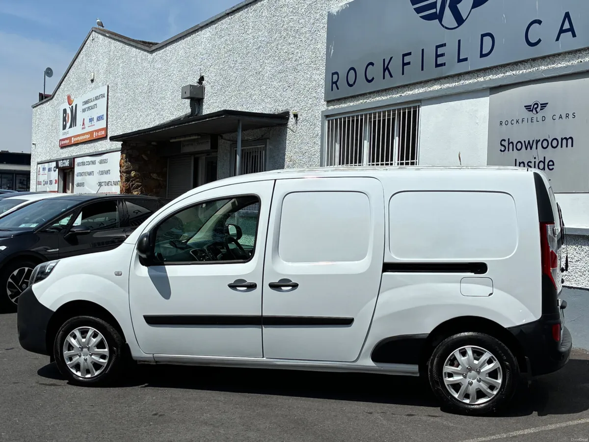 Renault Kangoo Maxi ZE33 LOW KM NEW CVRT - Image 4