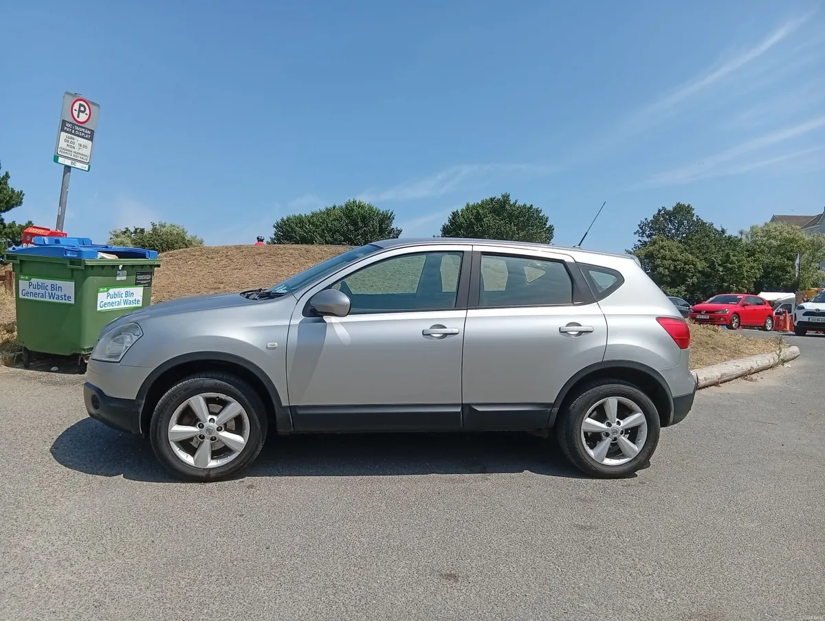 Nissan Qashqai 2009 - Image 1