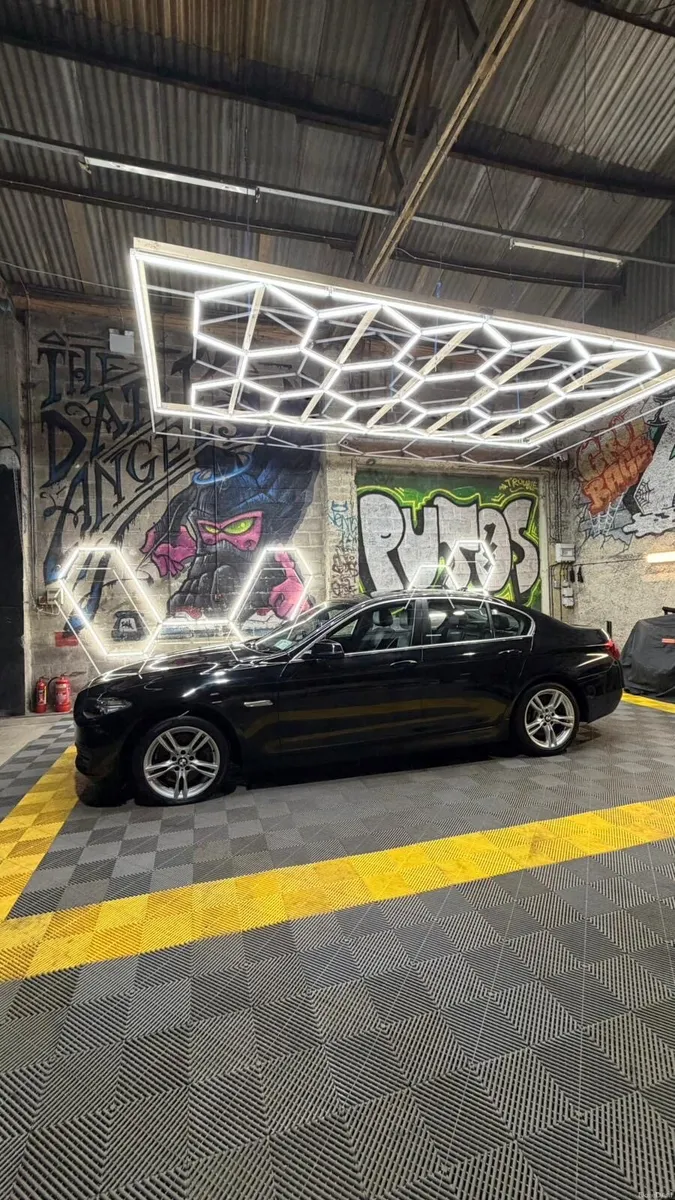 Bmw 520d - Image 2
