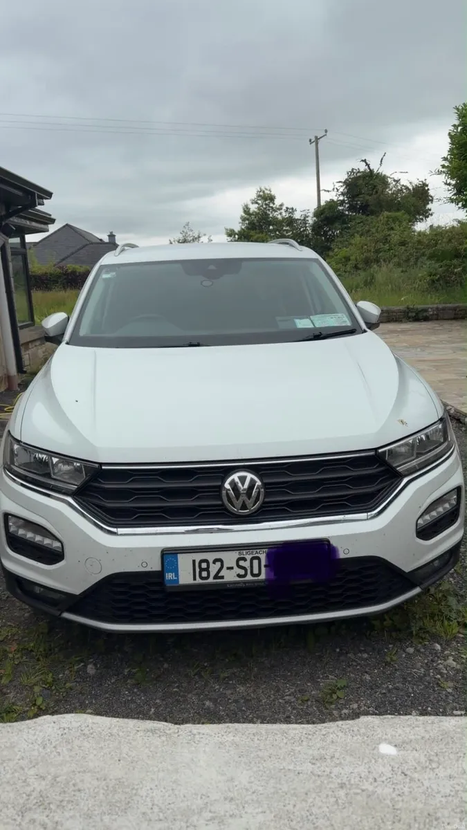 Volkswagen T-ROC - Image 1