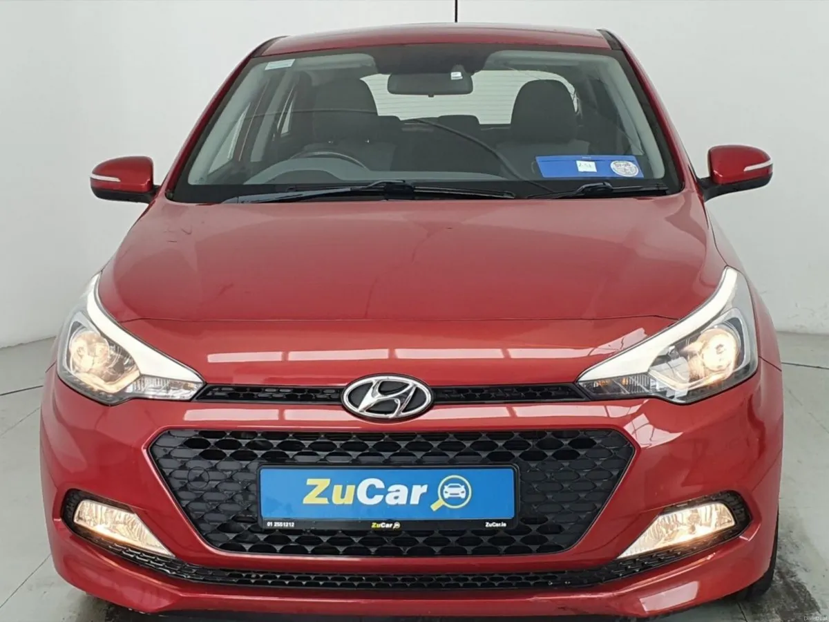 Hyundai i20 1.2 Deluxe - Image 2