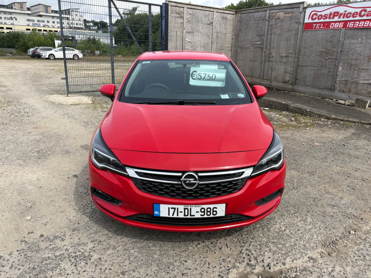 Opel Astra 2017 - Image 2