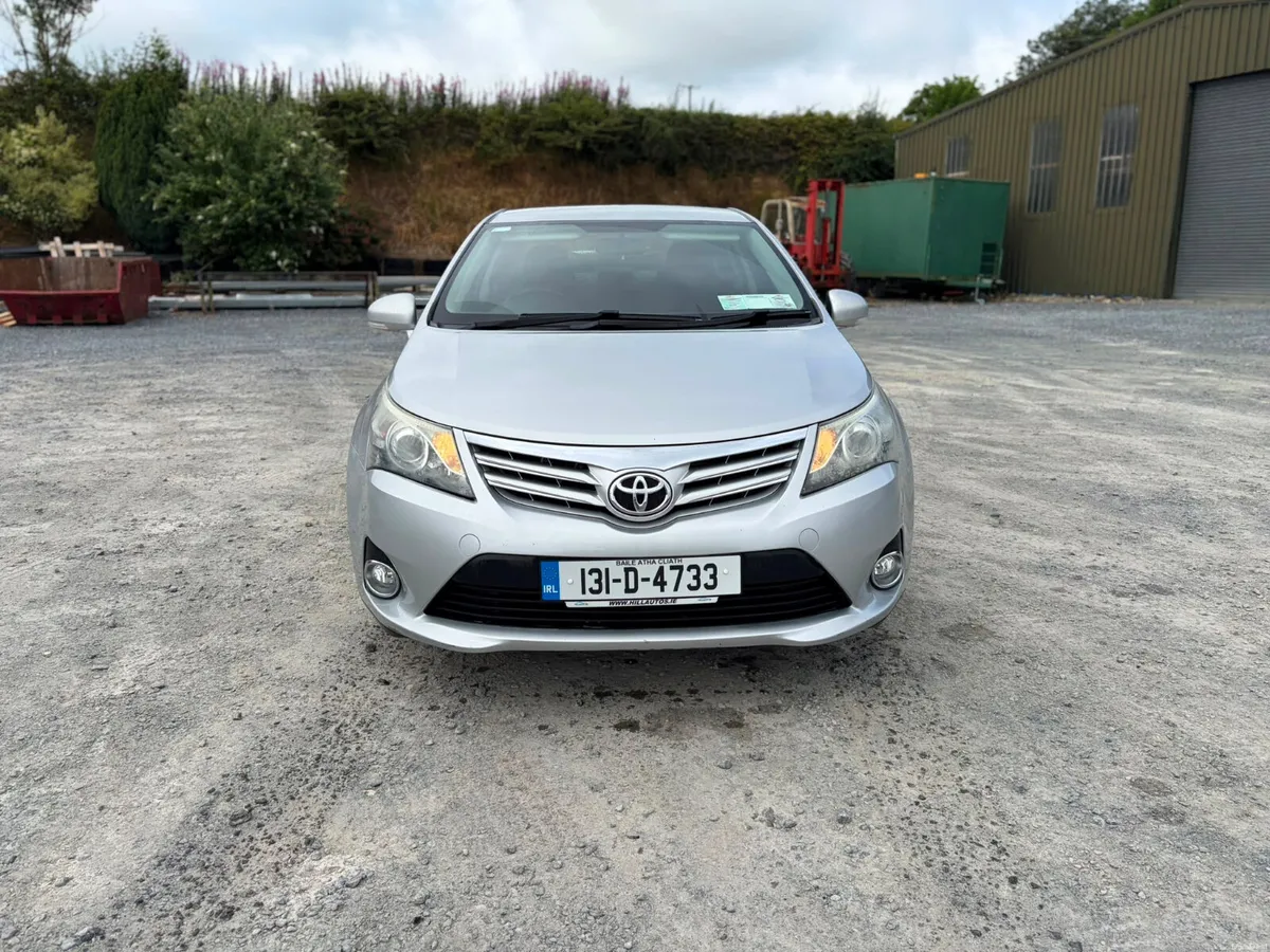 Toyota Avensis 2013 - Image 1