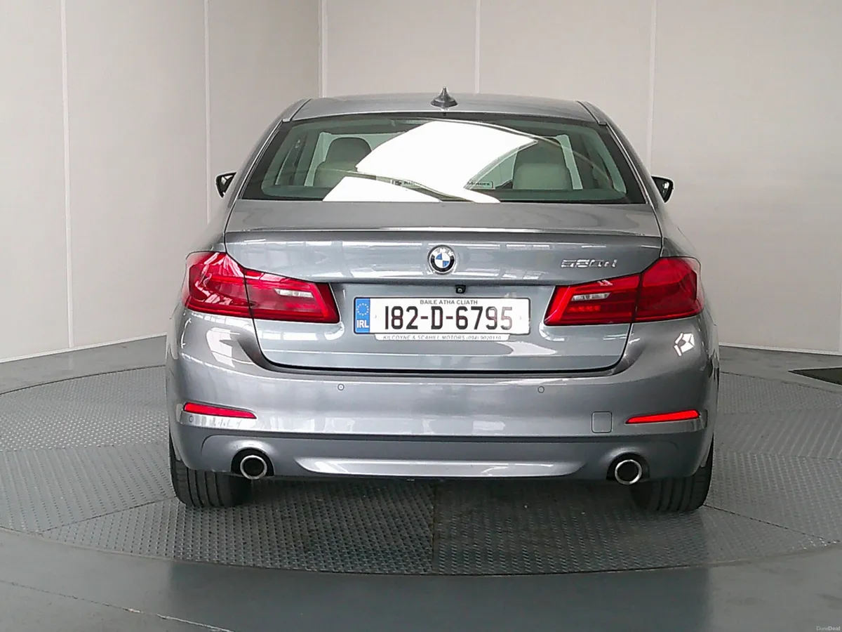 BMW 5-Series 2018 - Image 6
