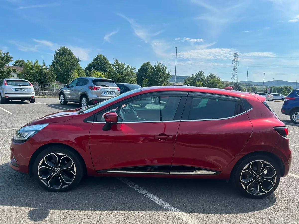 RENAULT CLIO 2018 1.2 PETROL AUTO HIGH SPEC - Image 6