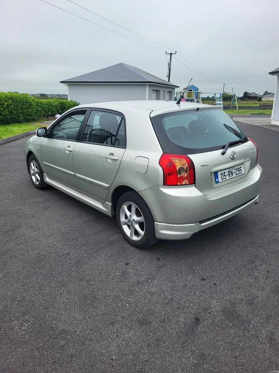 Toyota Corolla - Image 3