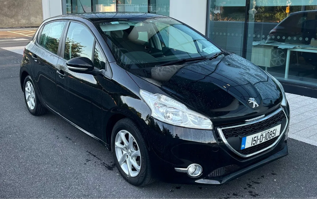 Peugeot 208 (LOW KM/NEW NCT) - Image 1