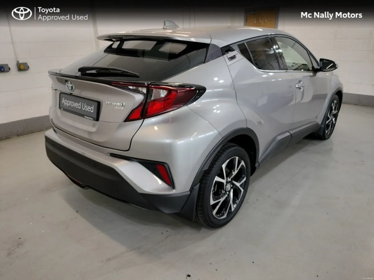 Toyota C-HR 1.8 HYBRID SPORT - Image 3
