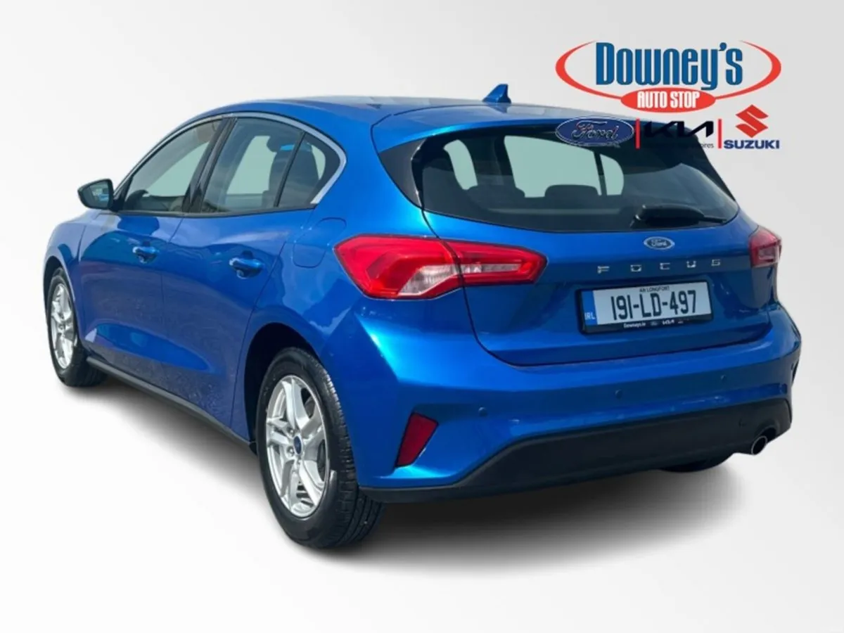 Ford Focus 1.0 PETROL Titanium - Image 3