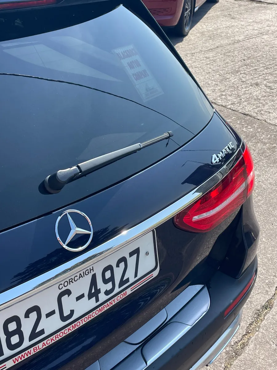Mercedes-Benz E-Class 2018 FSH - Image 5