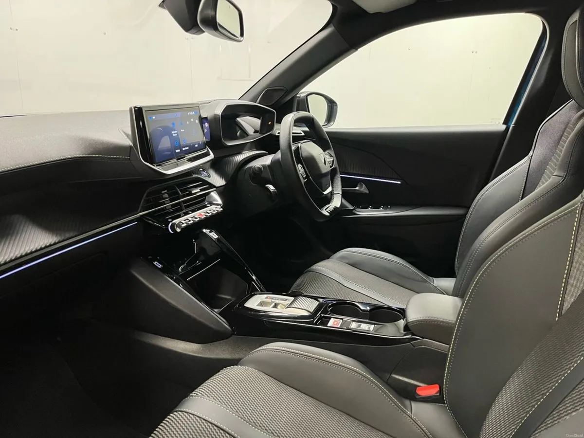 Peugeot 2008 GT EV 50kWh 136BHP - Reversing Camera - Image 6