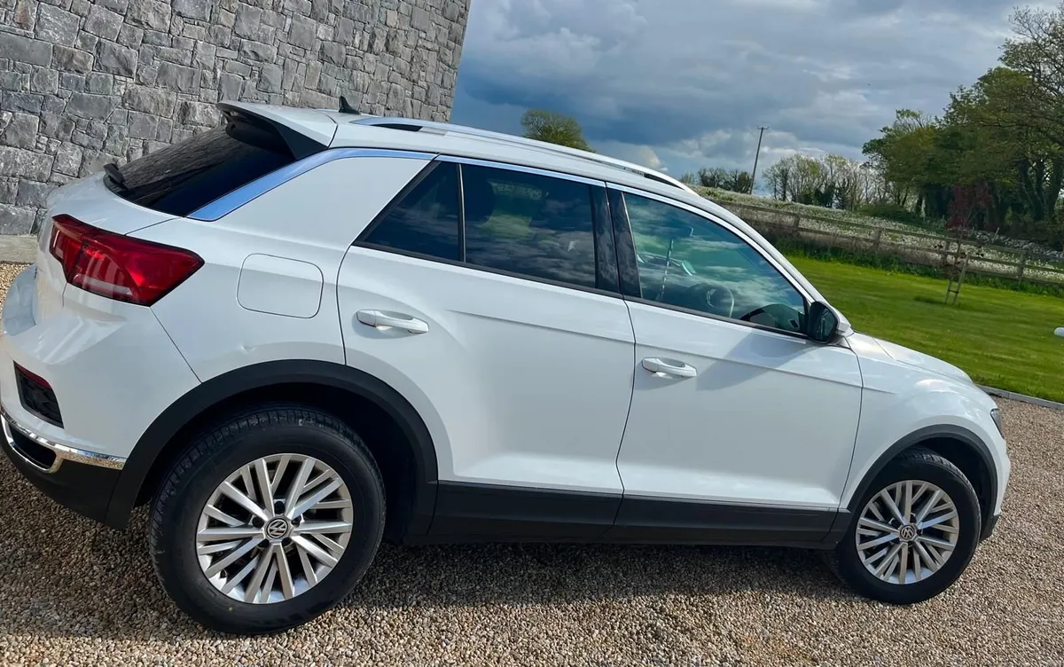 Volkswagen T-Roc 2020 - Image 1
