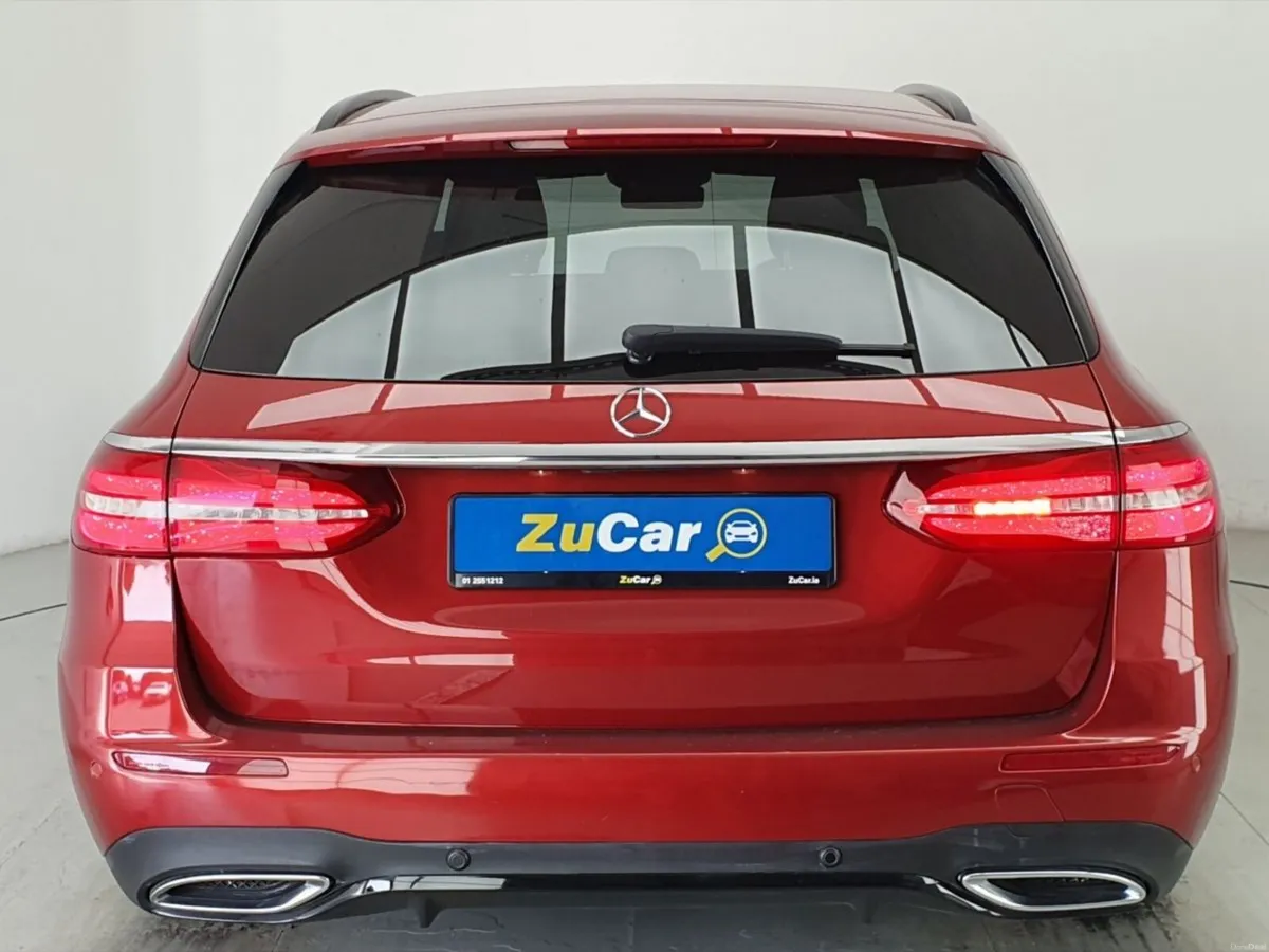 Mercedes-Benz E-Class E220d A/T Avantgarde Int/AMG - Image 4
