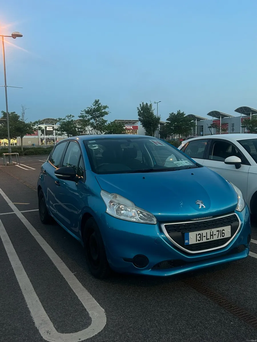 *NEW NCT* PEUGEOT 208 1L - Image 1