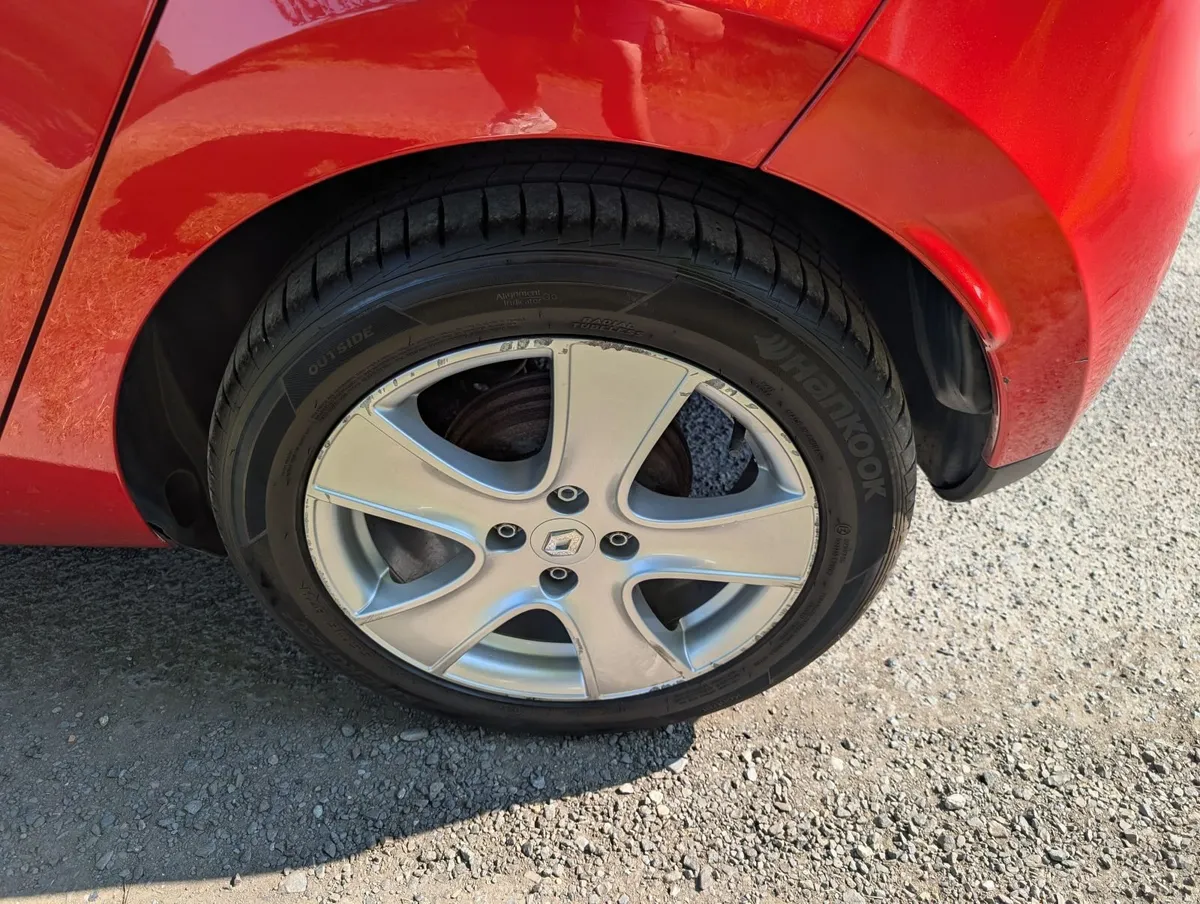 Renault Clio 2014 - Image 4