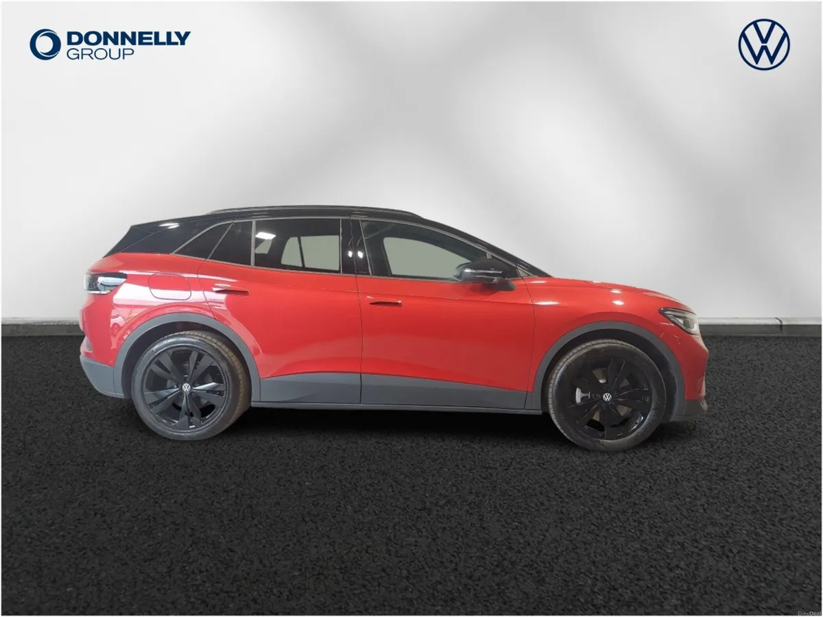 Volkswagen ID.4 Estate Black Edition Pro - Image 4