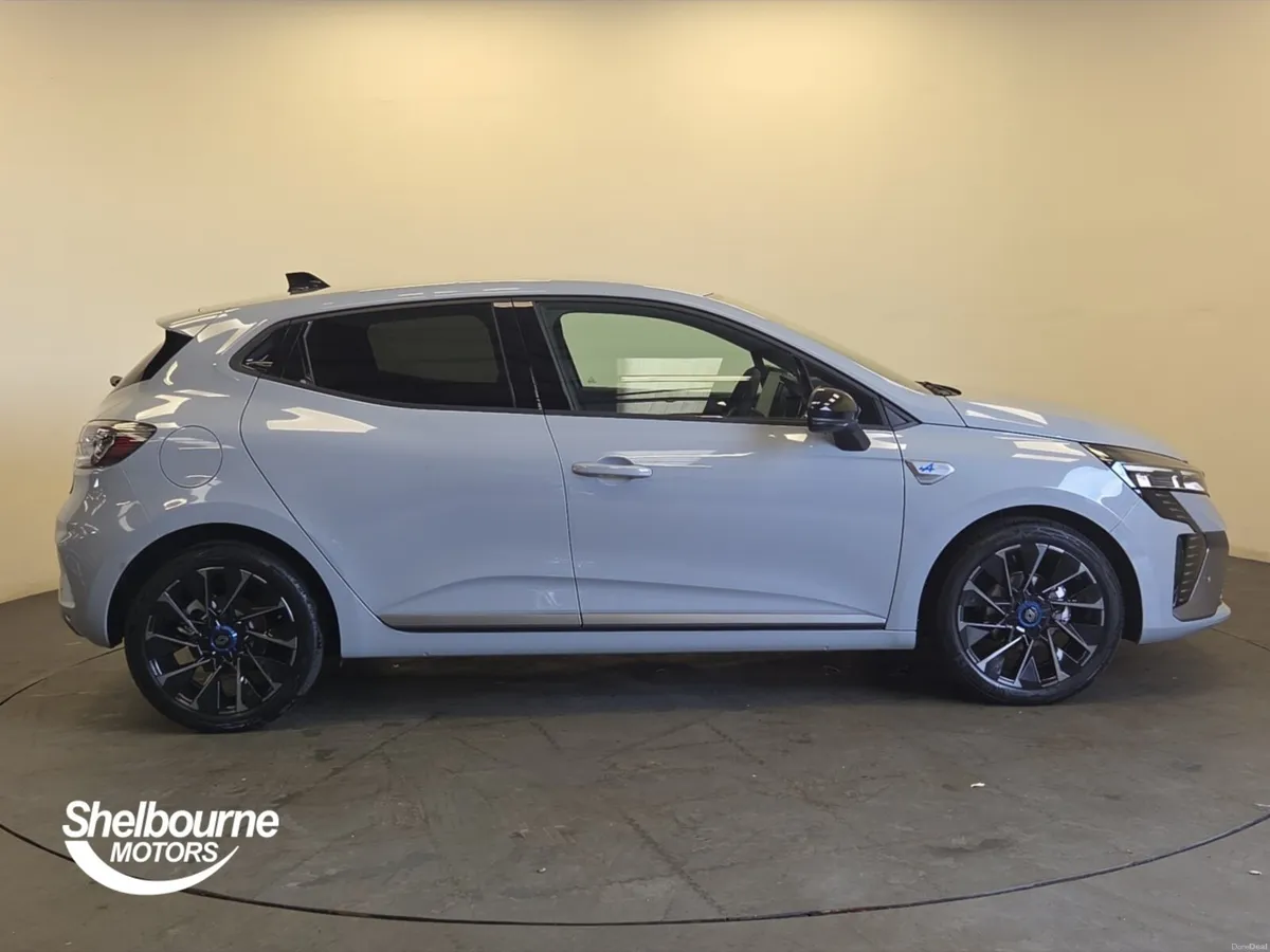 Renault Clio All New Clio Techno Esprit Alpine 1.0 - Image 3